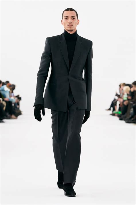 Men's Designer Givenchy Tuxedos & Formal Wear 